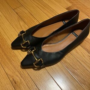 Angel Alacron Black Leather Gold Horse bit Pointed Flats 41 Euro 10 US
